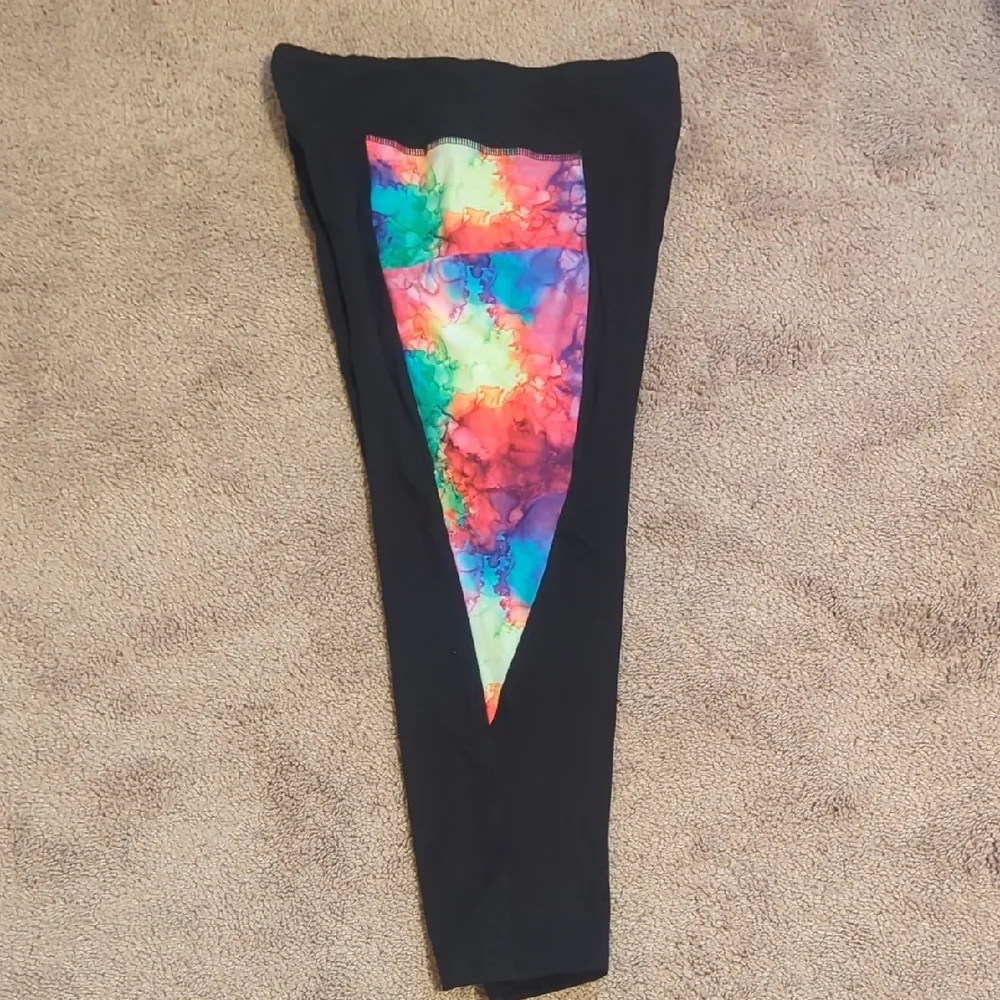Vibrant Black and Multicolor Women's Leggings - Picture 4 of 5